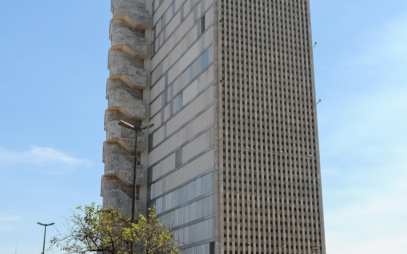 Setor de serviços do DF recupera fôlego e cresce 0,8% em fevereiro
