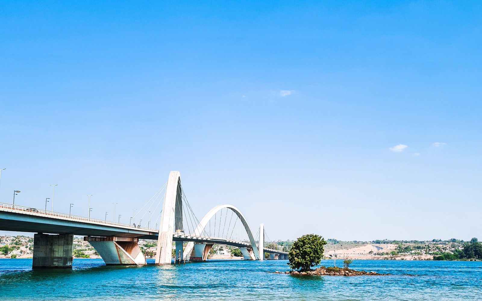 Shoppings de Brasília apostam em atrações temáticas de Páscoa para atrair famílias